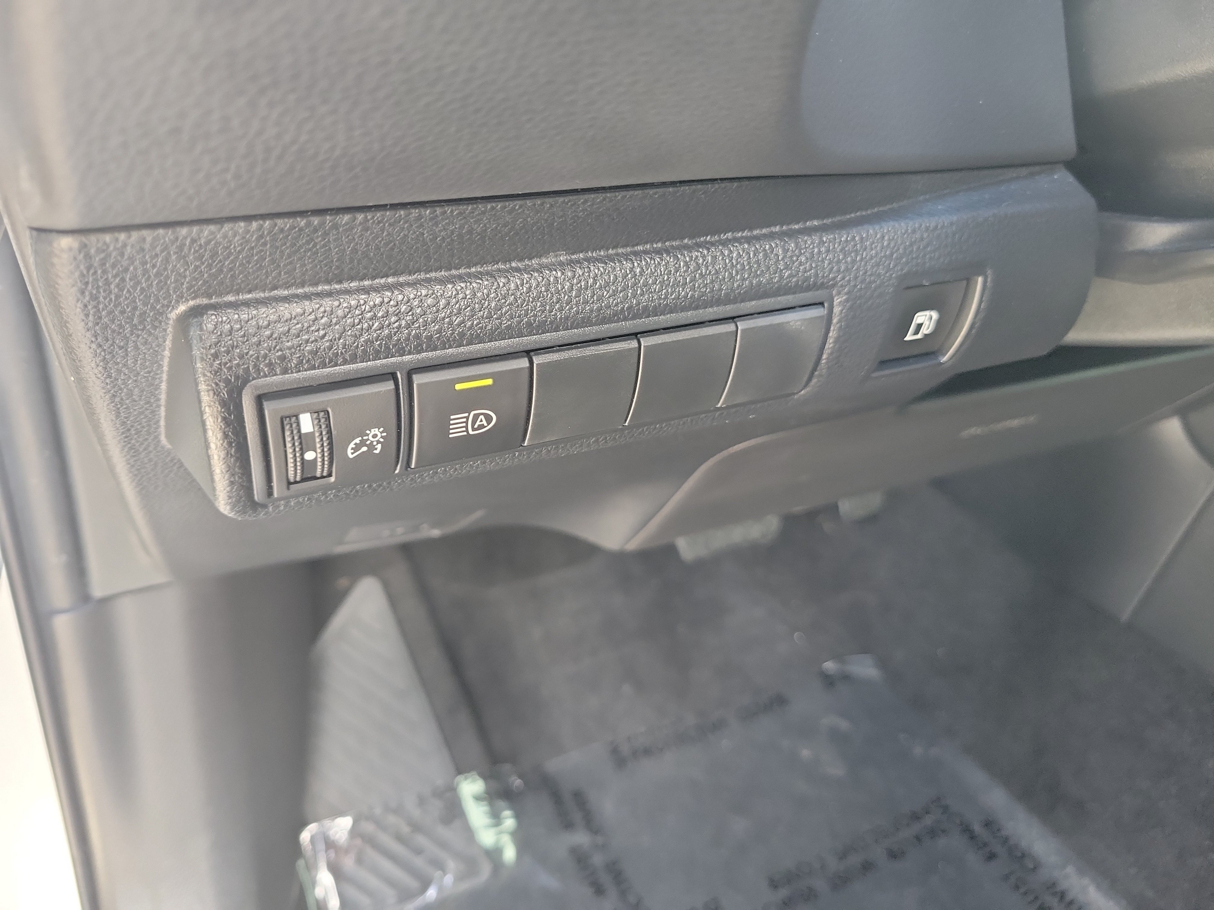Certified 2024 Toyota Corolla LE FWD image 24