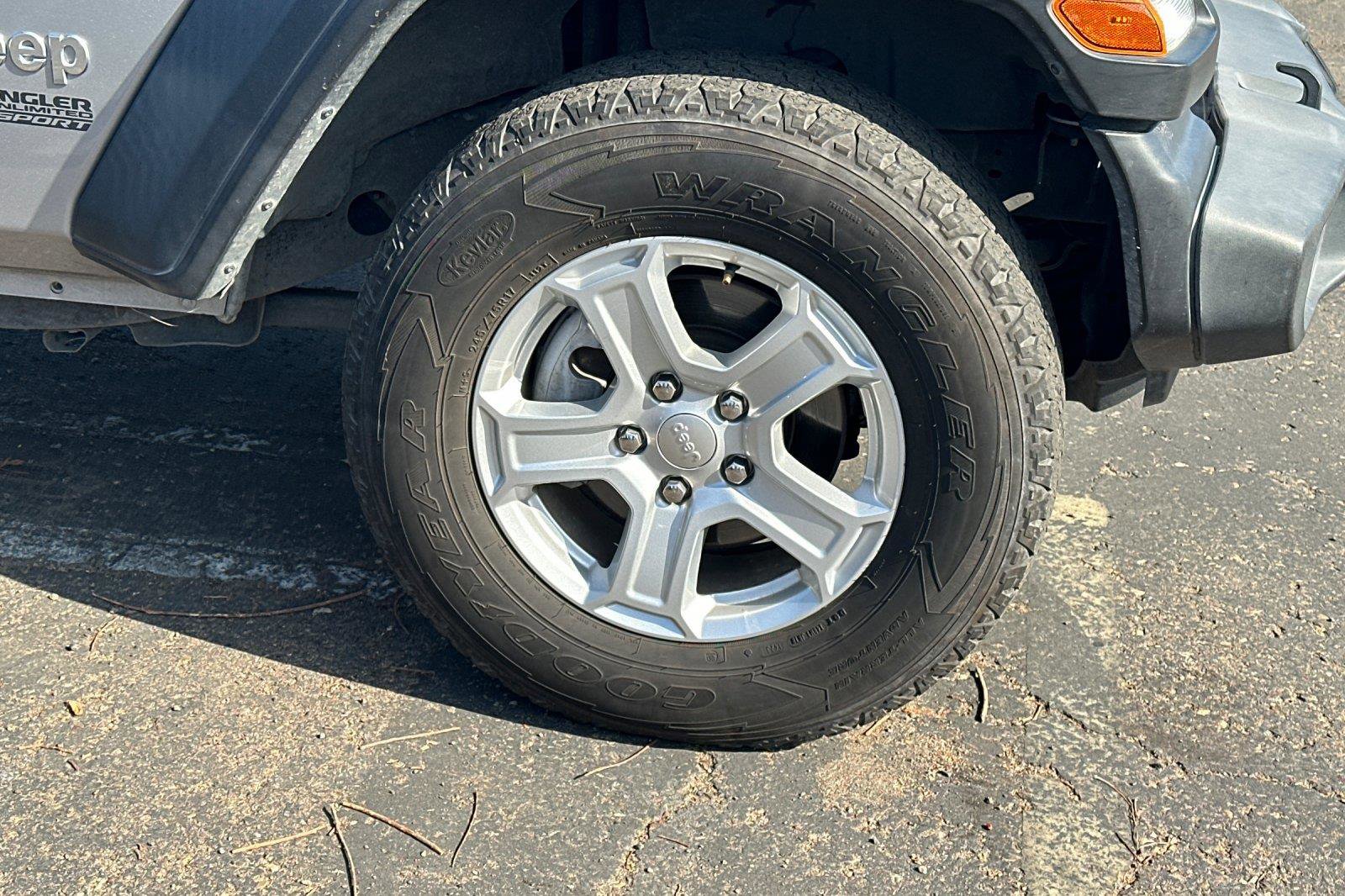 Used 2021 Jeep Wrangler Unlimited Sport image 6