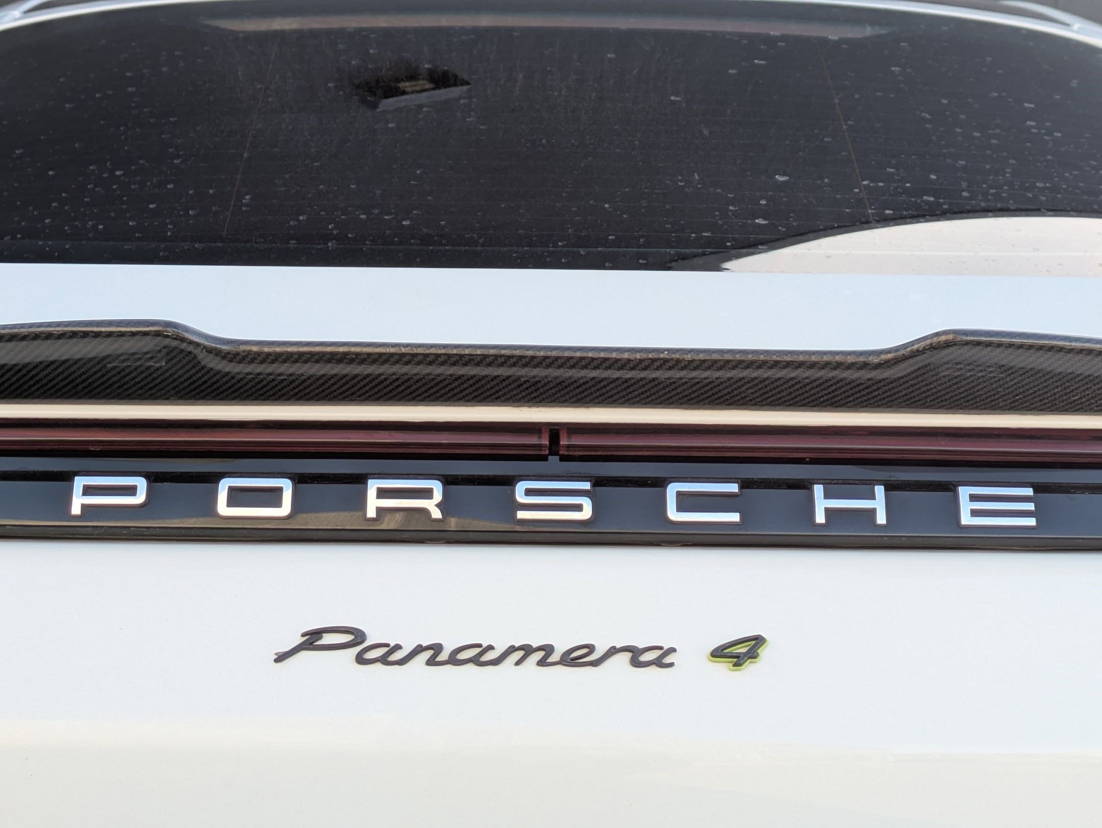 Used 2018 Porsche Panamera 4 image 33