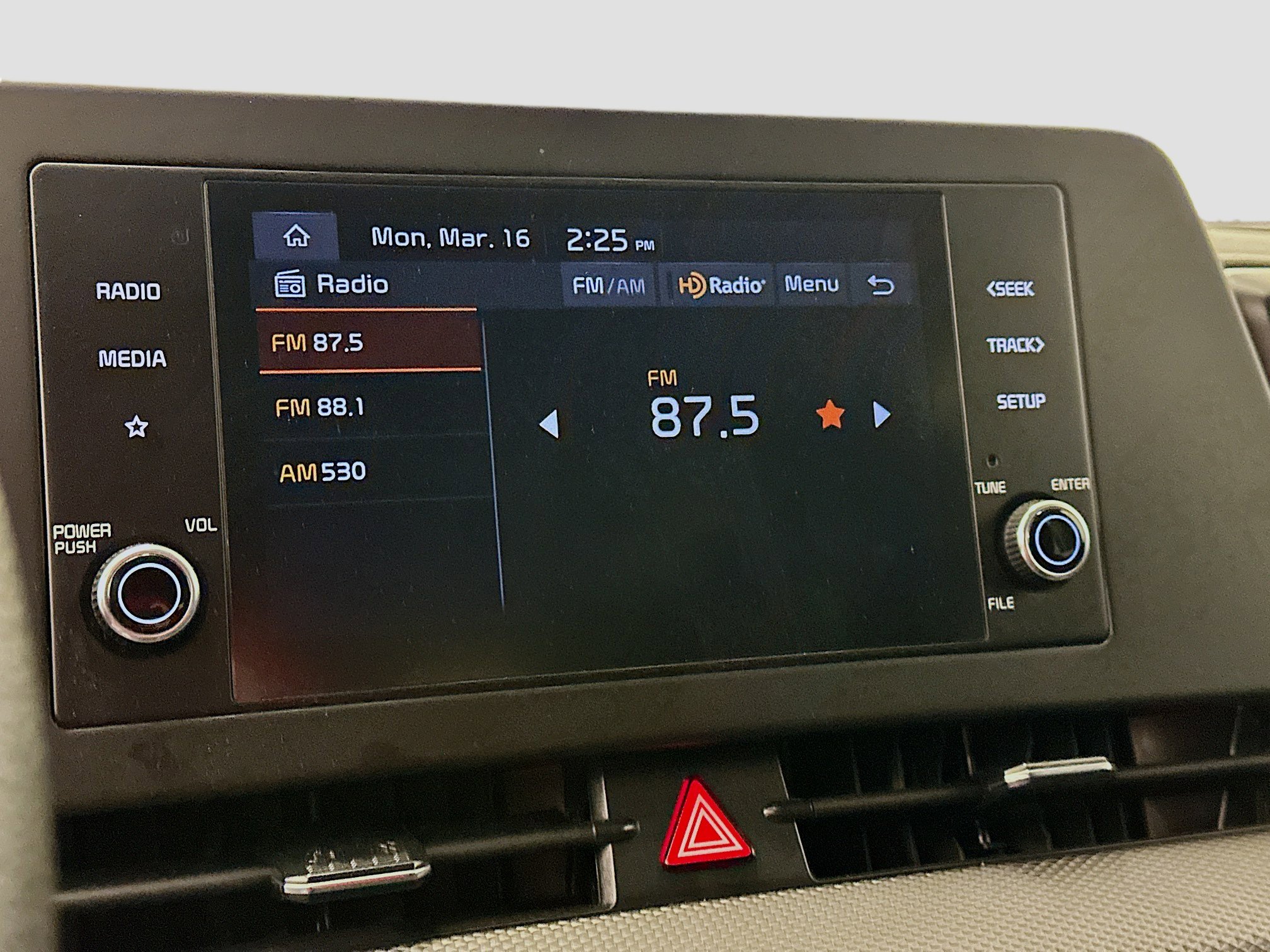 Used 2025 Kia Sportage LX image 21