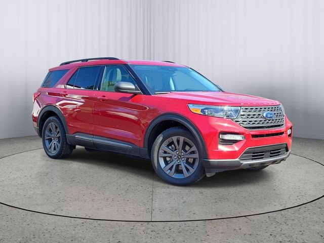 Used 2021 Ford Explorer XLT w/ Equipment Group 202A image 1