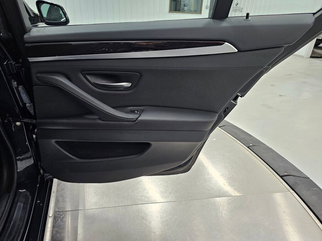 Used 2012 BMW 535i xDrive Sedan image 28