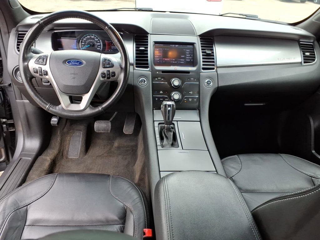 Used 2013 Ford Taurus SEL FWD image 12