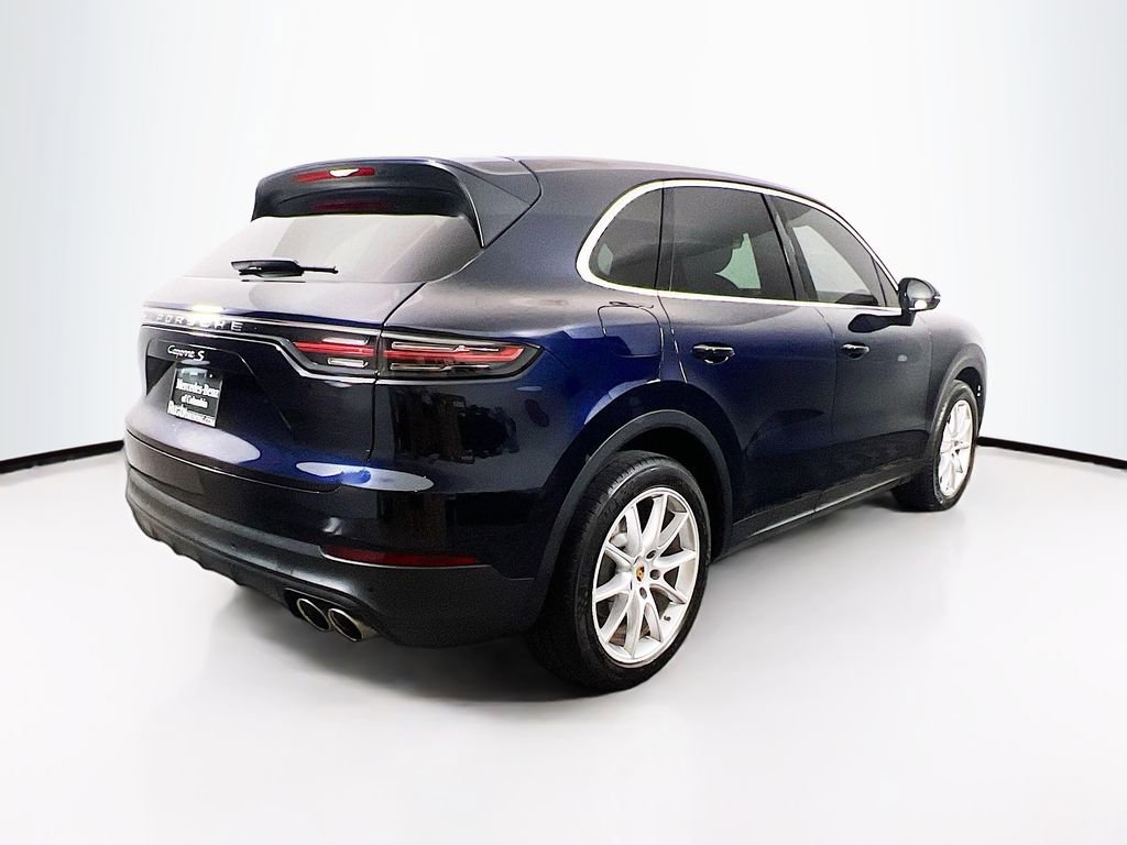 Used 2021 Porsche Cayenne S image 7