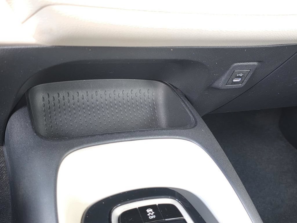 Used 2024 Toyota Corolla LE FWD image 16