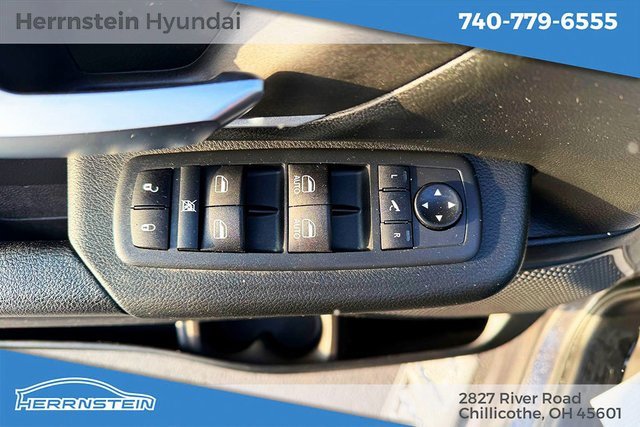 Used 2021 RAM 1500 Big Horn image 15