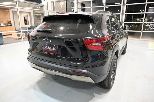New 2026 Chevrolet Trax ACTIV w/ Sunroof Package image 5