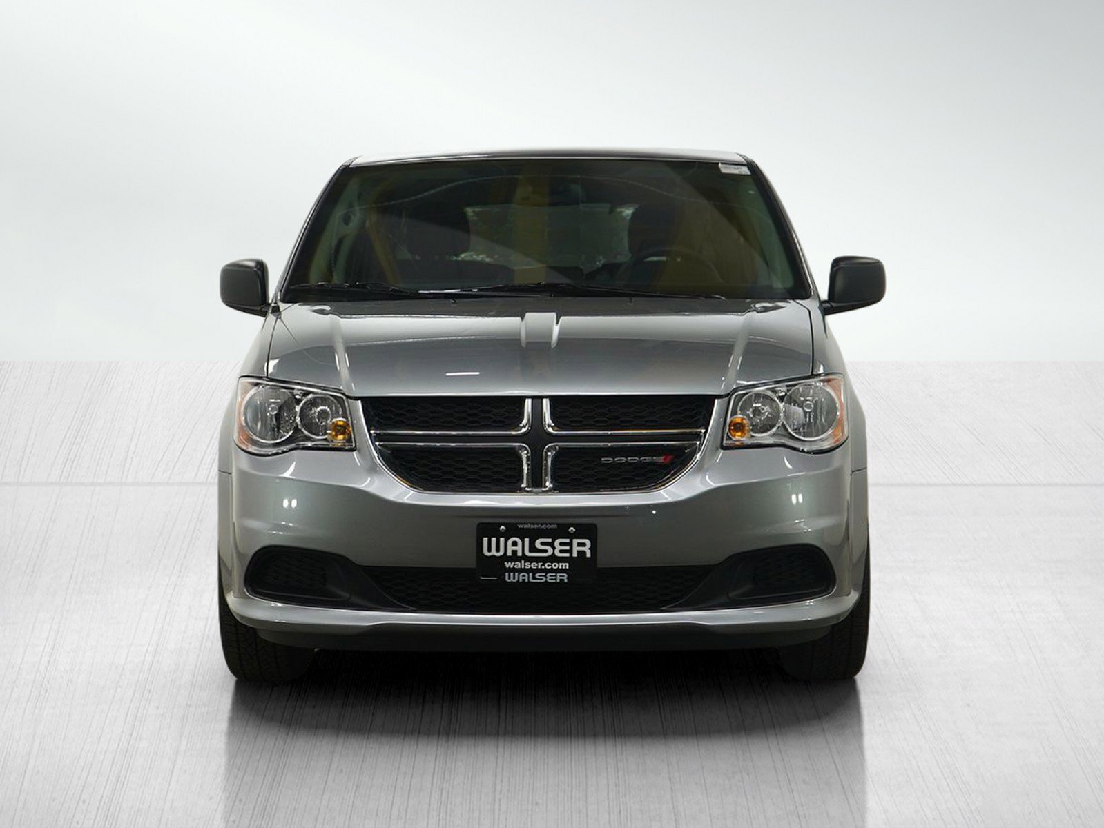 Used 2019 Dodge Grand Caravan SE w/ UConnect Hands-Free Group image 8