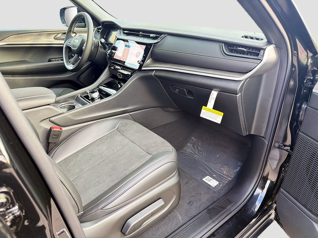 New 2026 Jeep Grand Cherokee L 4WD image 14