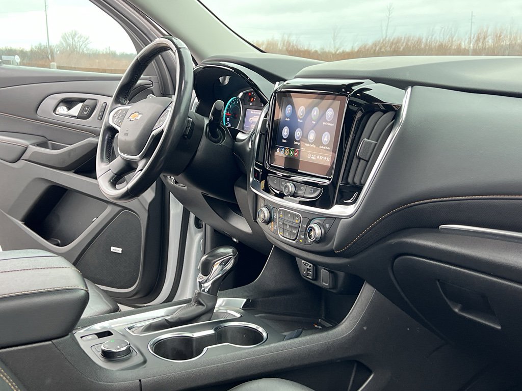 Used 2021 Chevrolet Traverse Premier w/ Redline Edition image 29