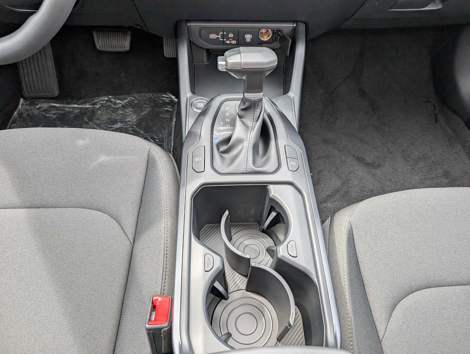 New 2026 Kia K4 FWD image 12