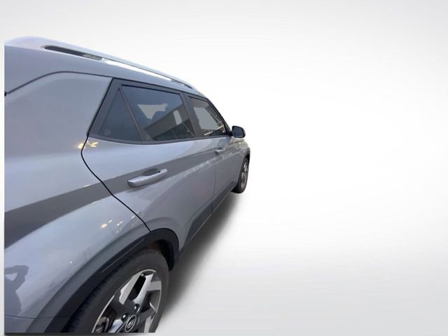 Used 2023 Hyundai Venue SEL image 10