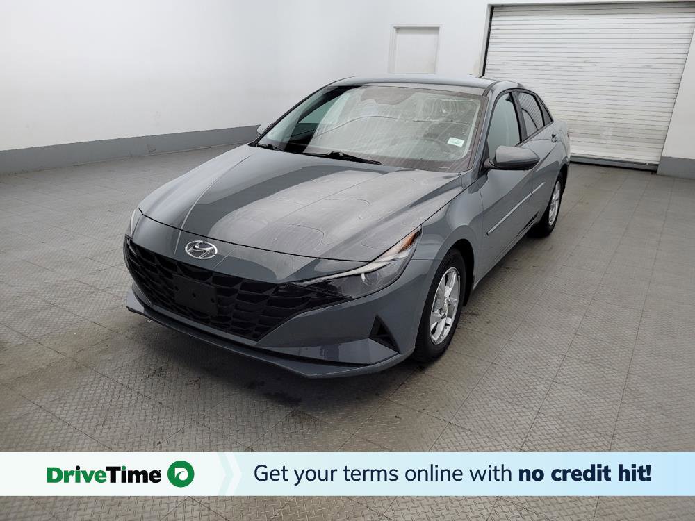 Used 2022 Hyundai Elantra SE image 1