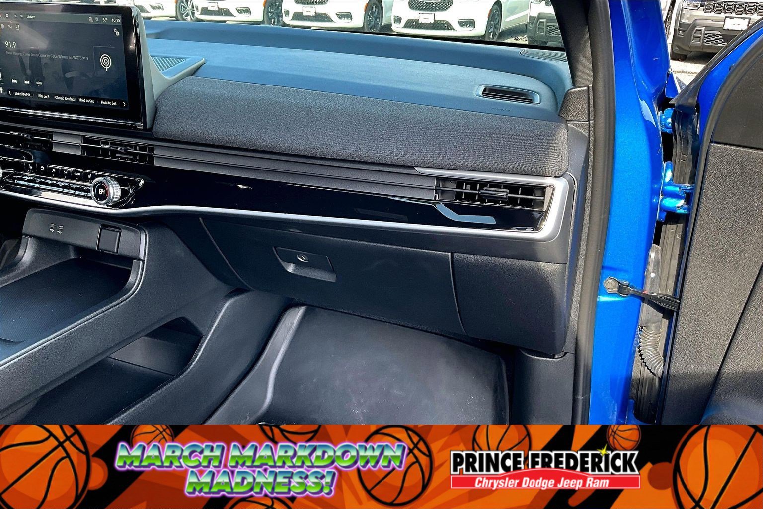 Used 2024 Honda Prologue EX image 13