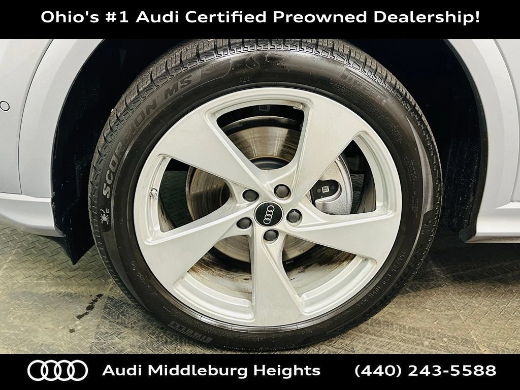 Certified 2025 Audi Q5 Premium AWD/4WD image 33