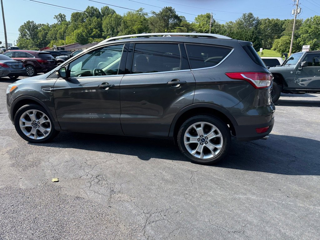 Used 2015 Ford Escape Titanium image 32