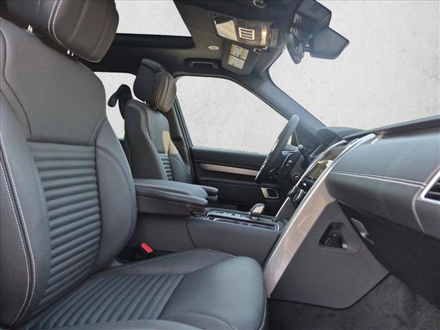 New 2026 Land Rover Discovery Limited Edition AWD/4WD image 27