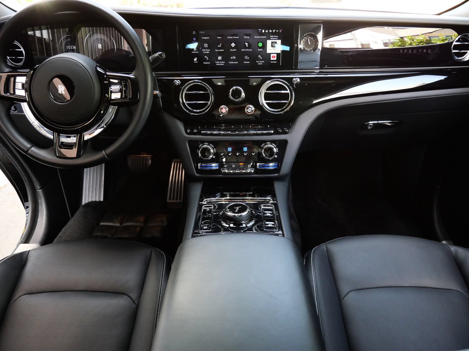 Certified 2025 Rolls-Royce Spectre w/ Spectre Launch Package AWD/4WD image 4