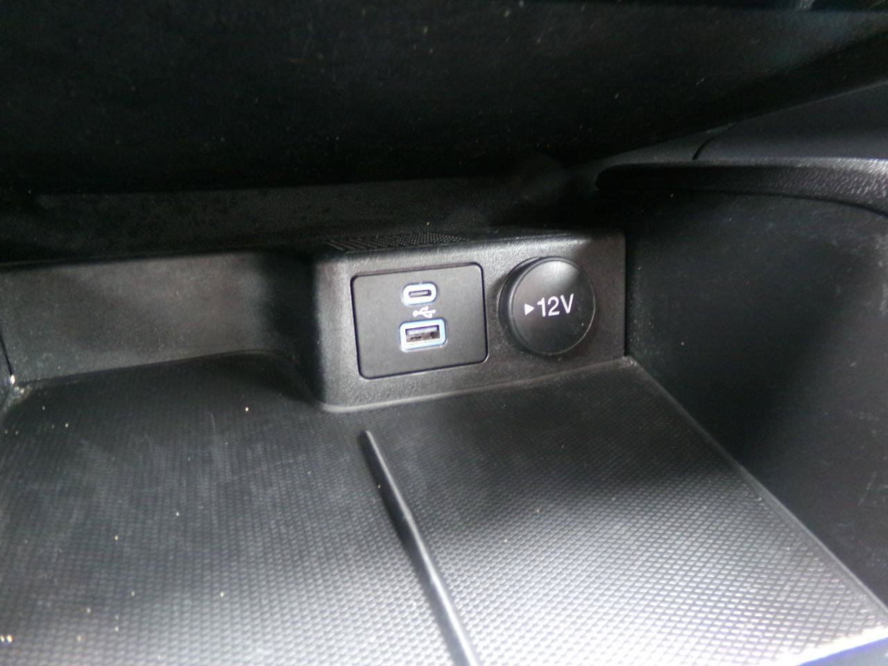 Used 2022 Ford Escape SE w/ SE Sport Appearance Package AWD/4WD image 22