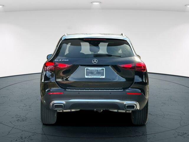 Used 2025 Mercedes-Benz GLA 250 image 6