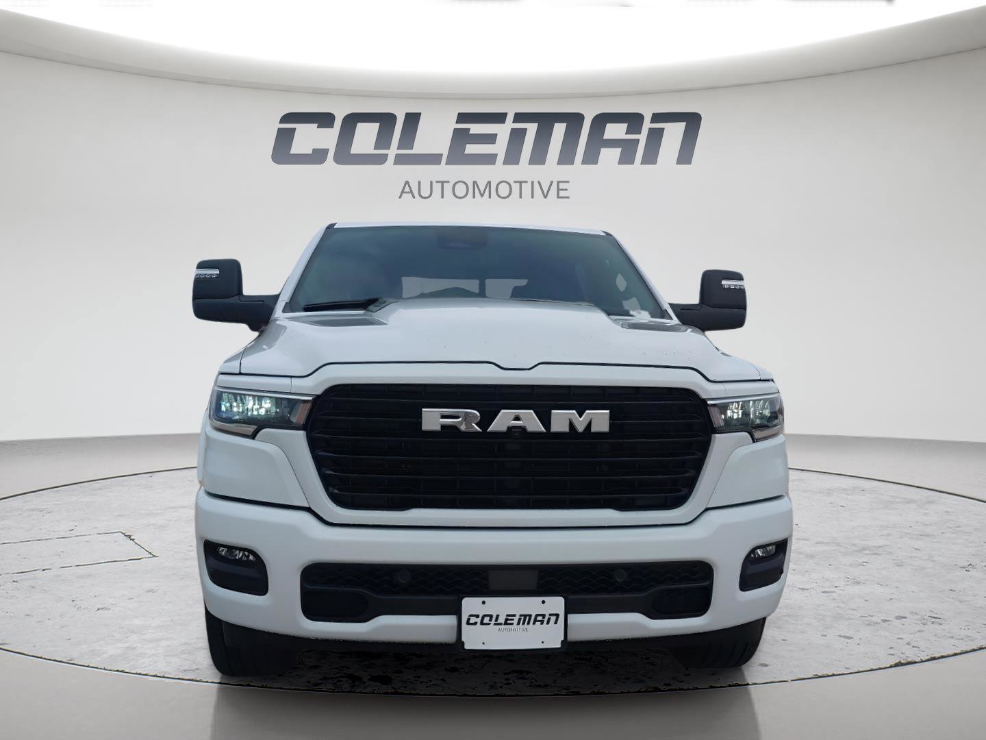 New 2026 RAM 1500 Laramie w/ Advanced Safety Group II AWD/4WD image 8