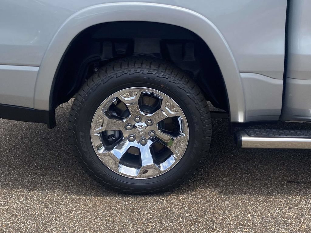 New 2026 RAM 1500 Big Horn AWD/4WD image 9