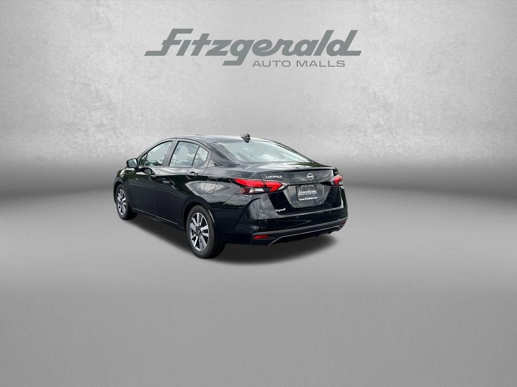 Used 2023 Nissan Versa SV FWD image 5