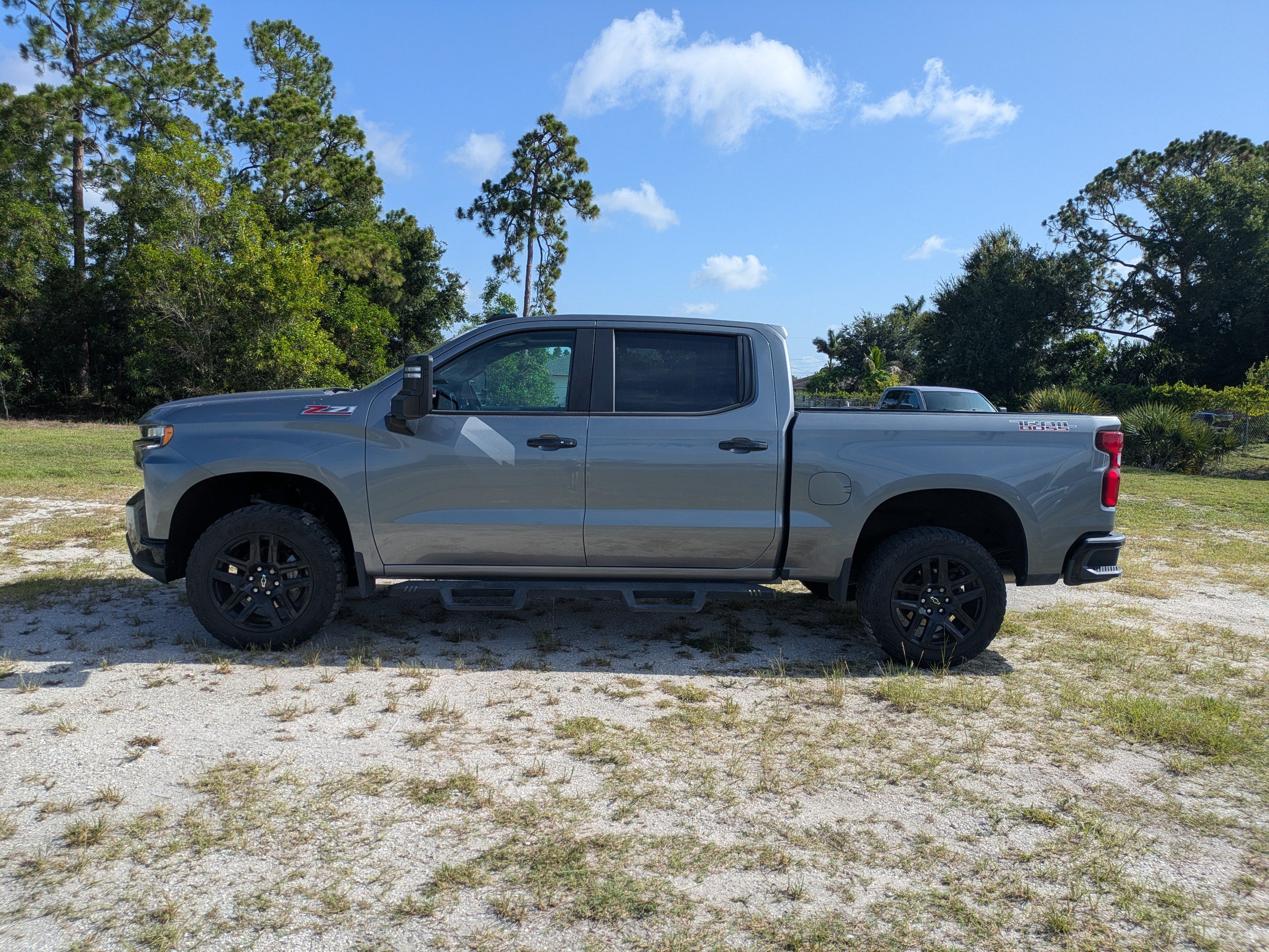 Used 2021 Chevrolet Silverado 1500 LT Trail Boss w/ Convenience Package II AWD/4WD image 7