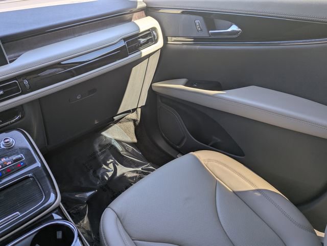 Used 2023 Lincoln Nautilus Reserve w/ Cargo Utility Package image 16