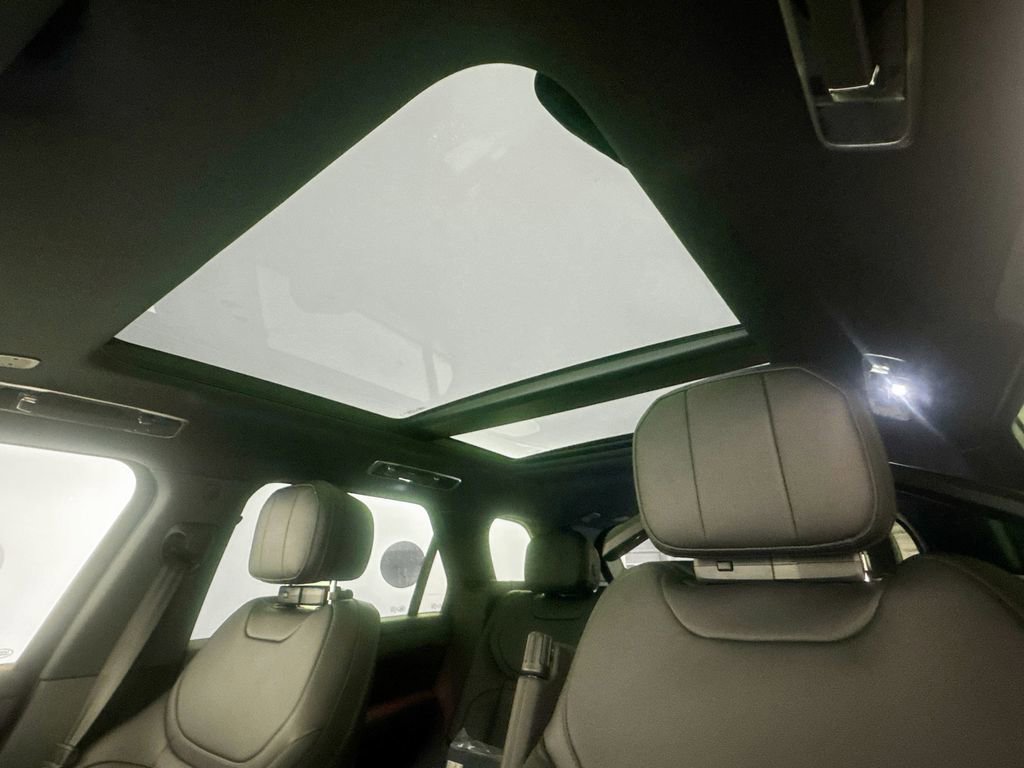 New 2026 Land Rover Range Rover Sport Dynamic SE image 20