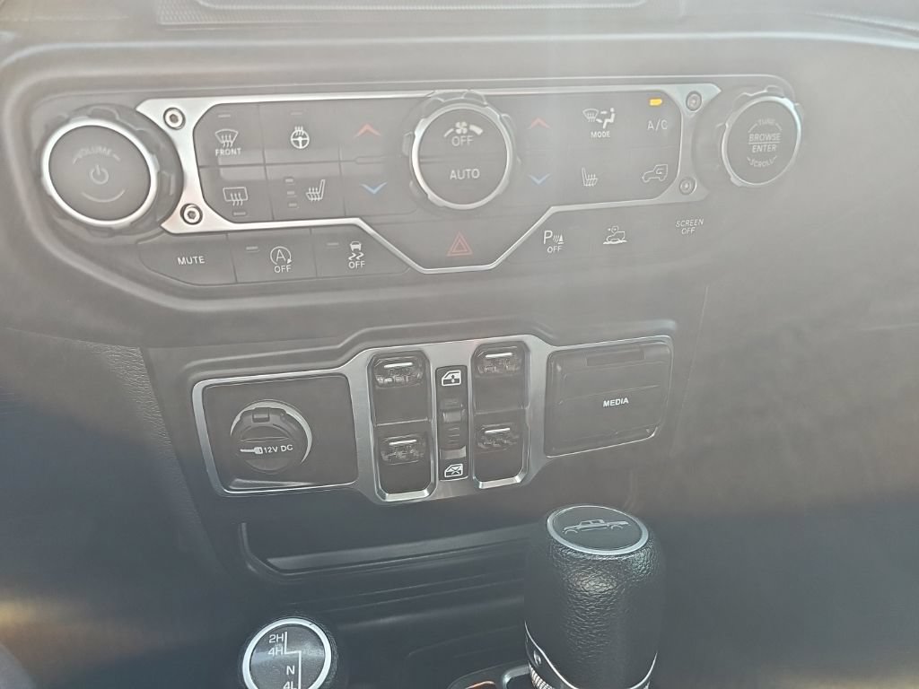 Used 2021 Jeep Gladiator Sport AWD/4WD image 32
