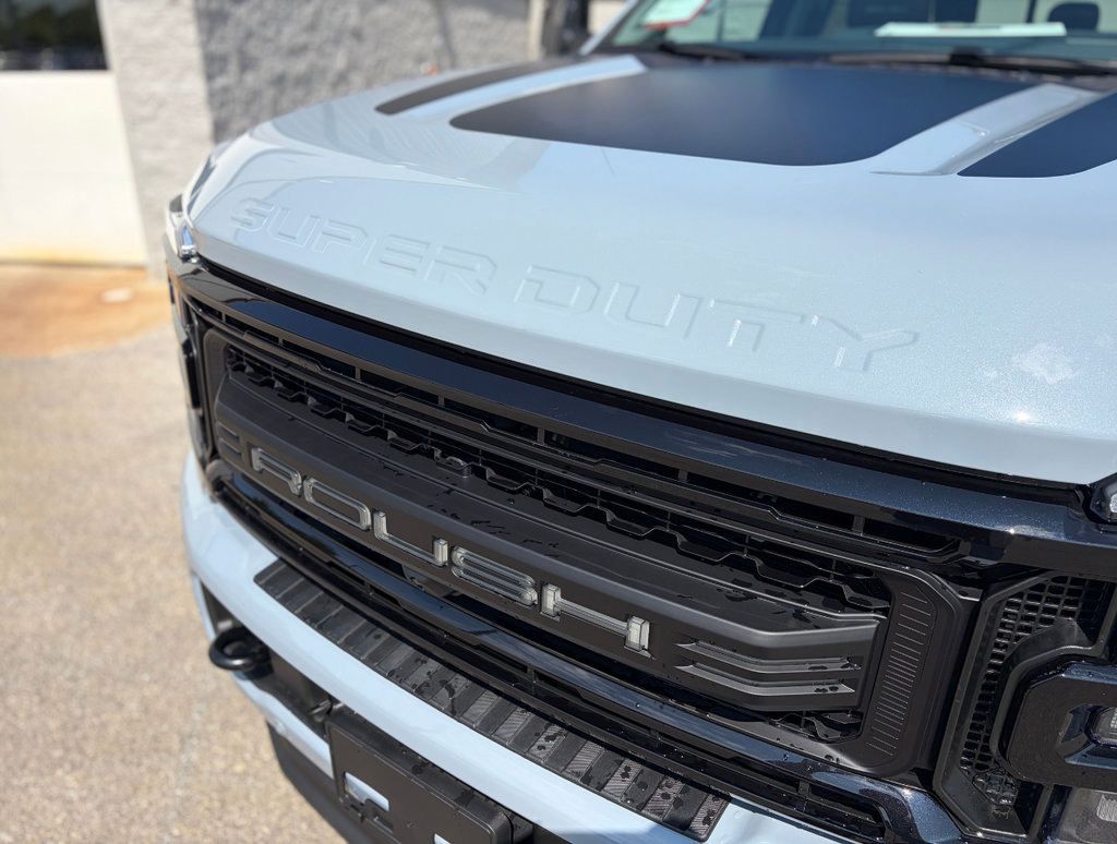 New 2026 Ford F250 Lariat w/ Black Appearance Package AWD/4WD image 9