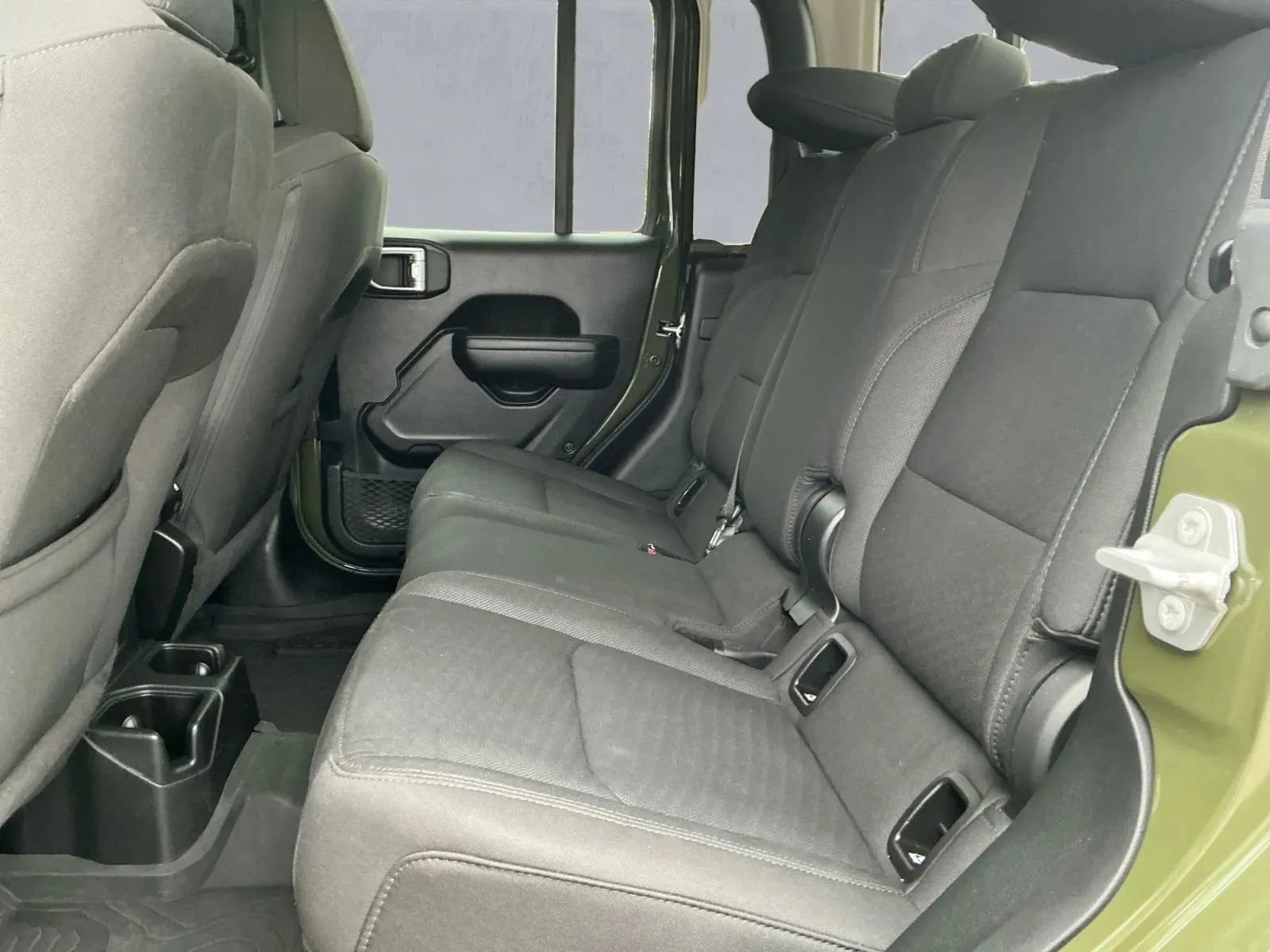 Used 2022 Jeep Gladiator Sport image 14