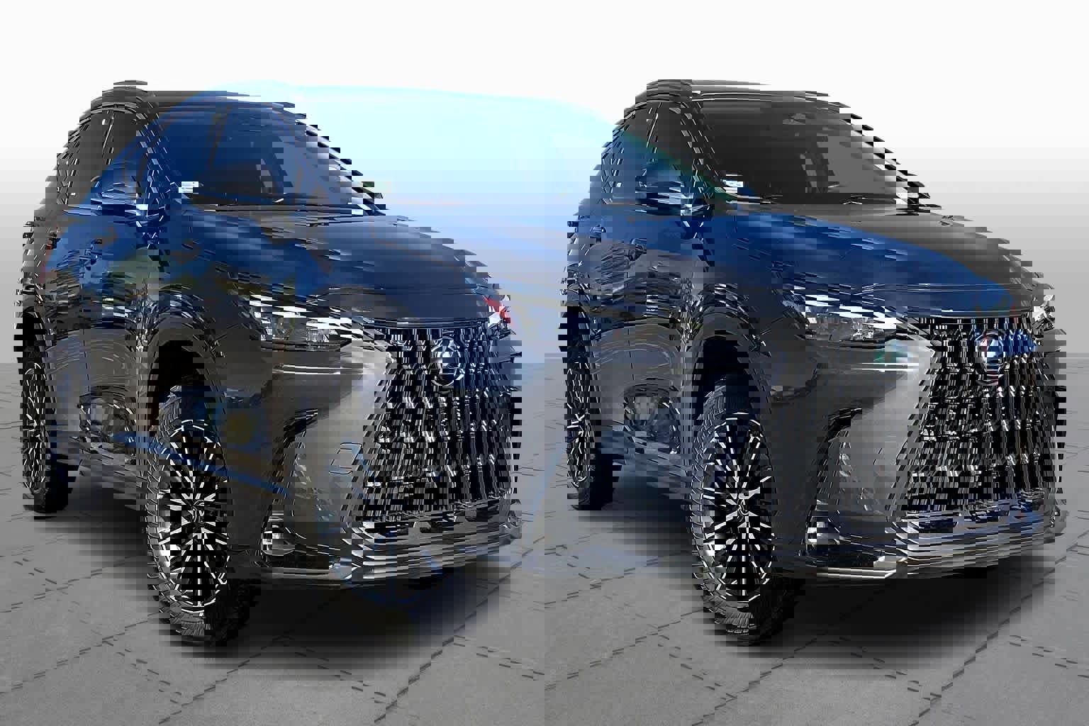 Certified 2022 Lexus NX 350h AWD w/ Towing Package (2000 Lbs) image 3