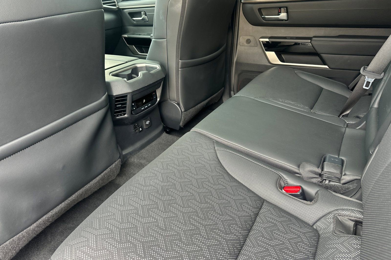 Certified 2024 Toyota Sequoia Limited image 12