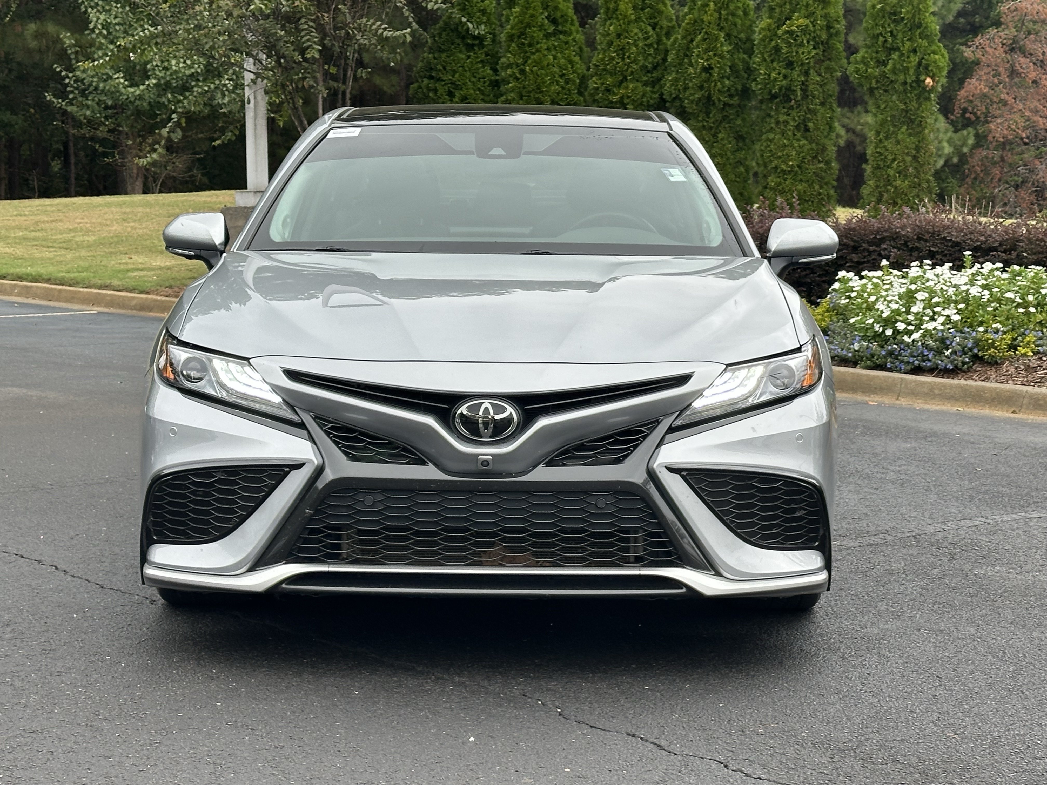 Used 2023 Toyota Camry XSE w/ Driver Assist Package FWD image 3