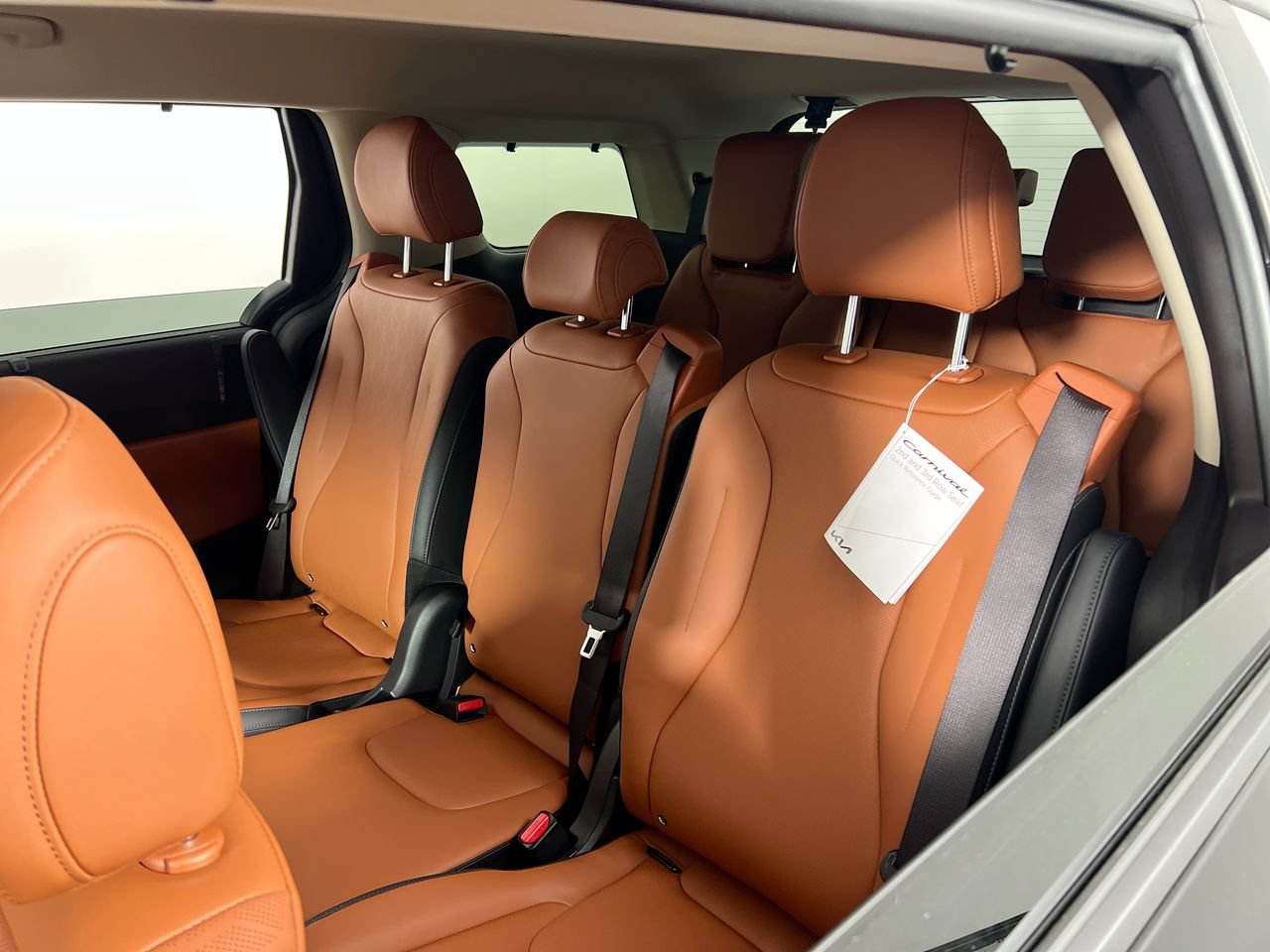 Certified 2026 Kia Carnival EX FWD image 29