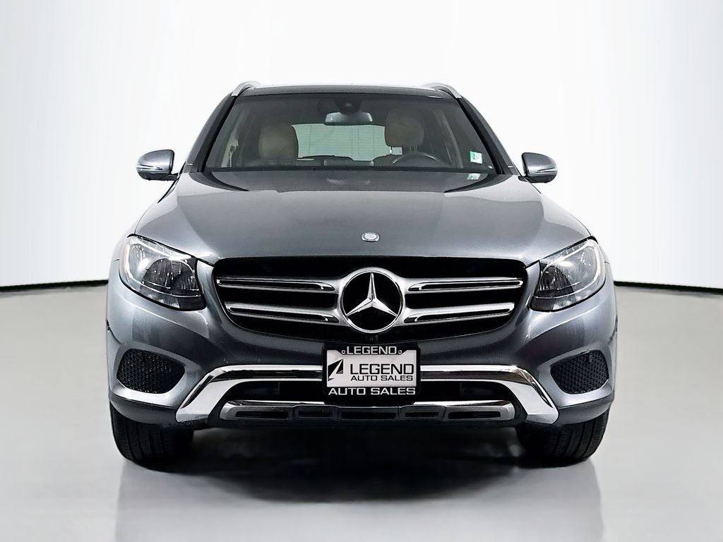 Used 2017 Mercedes-Benz GLC 300 4MATIC image 2