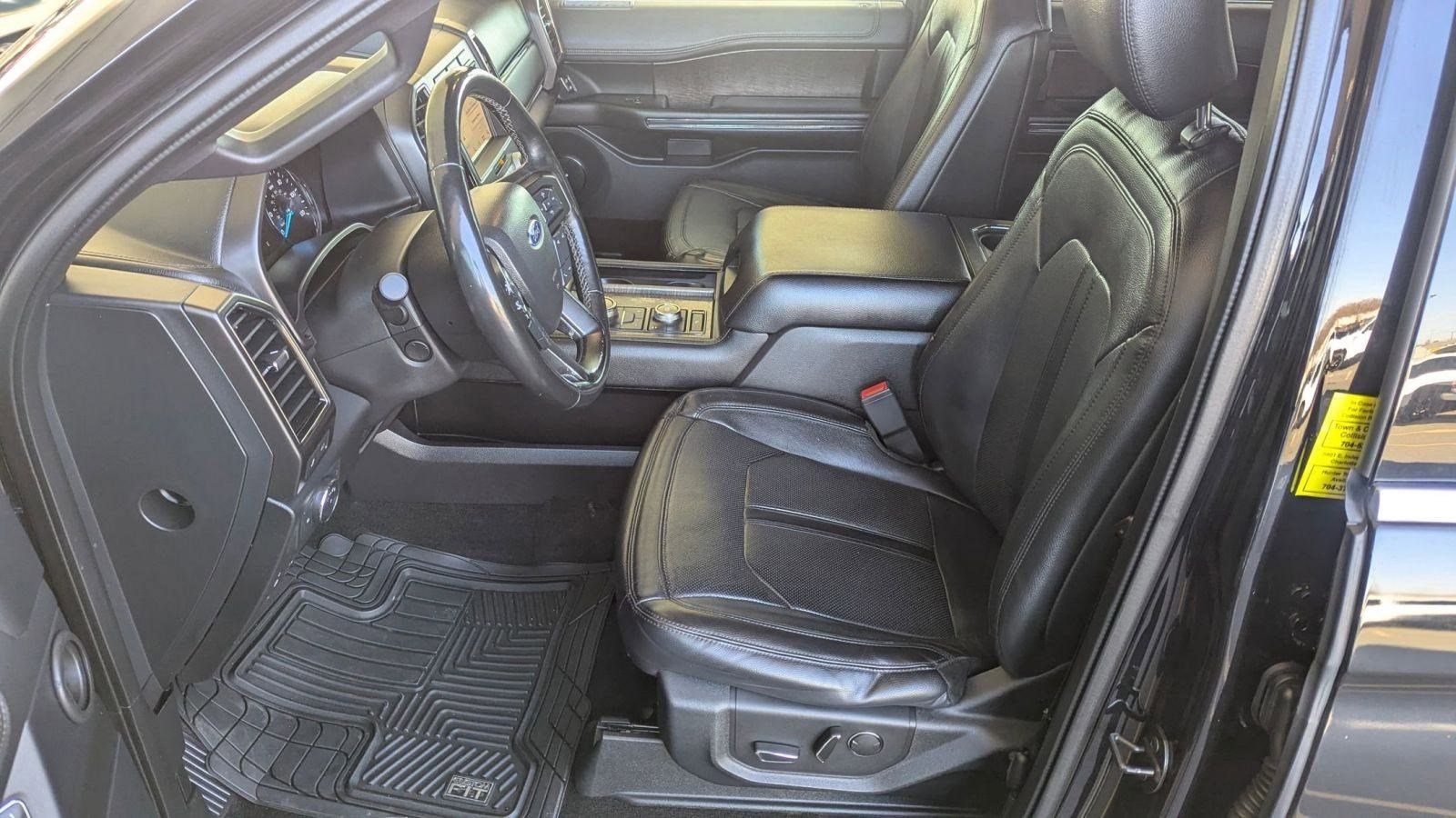 Used 2019 Ford Expedition Limited w/ Equipment Group 301A image 4