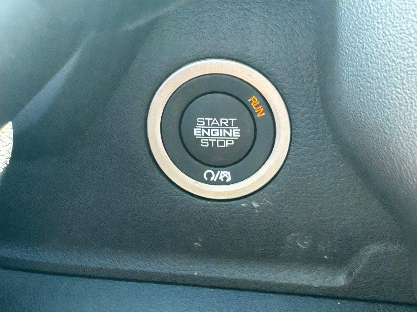 New 2026 RAM 2500 Laramie w/ Night Edition AWD/4WD image 22