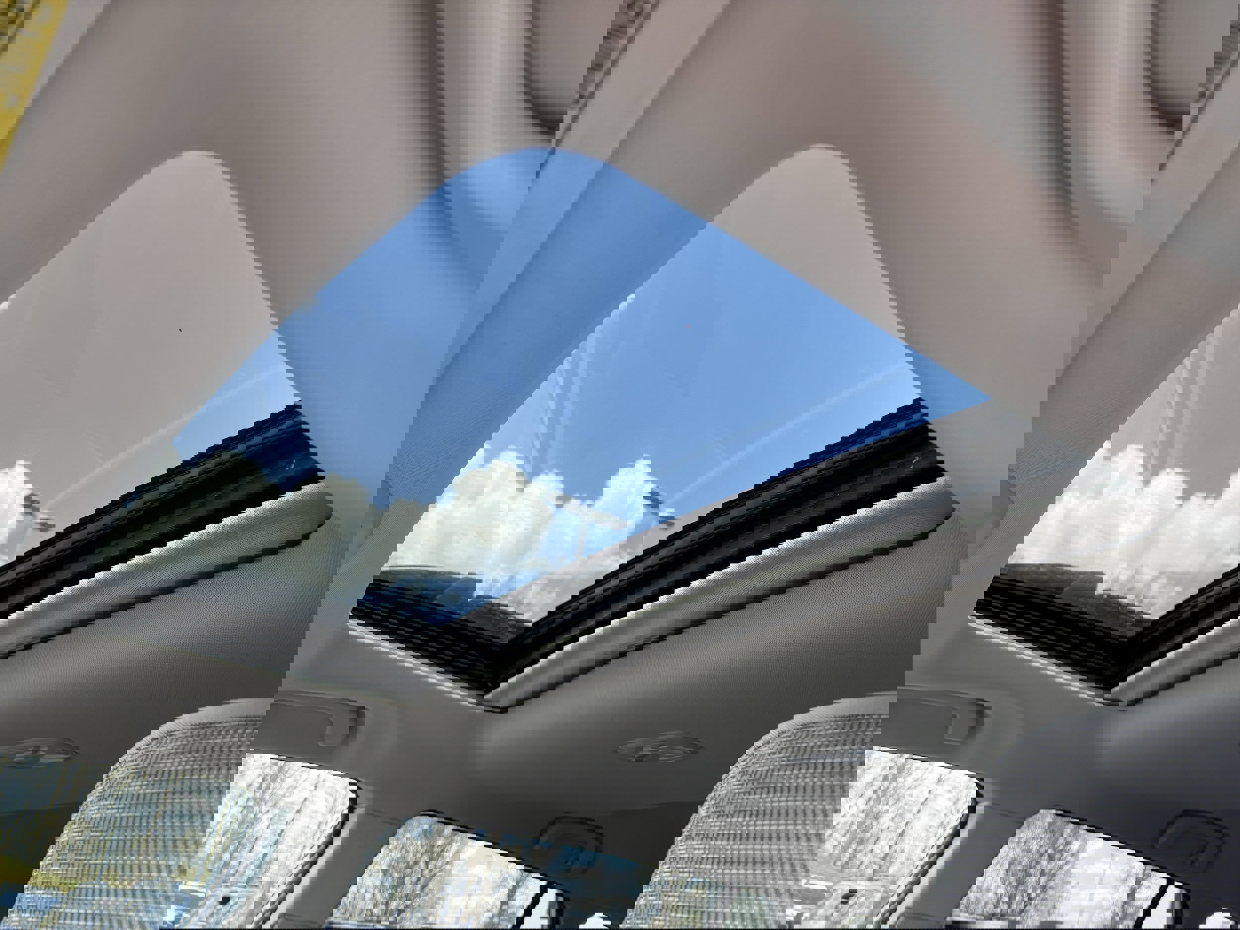 Certified 2025 Subaru Outback Premium AWD/4WD image 29