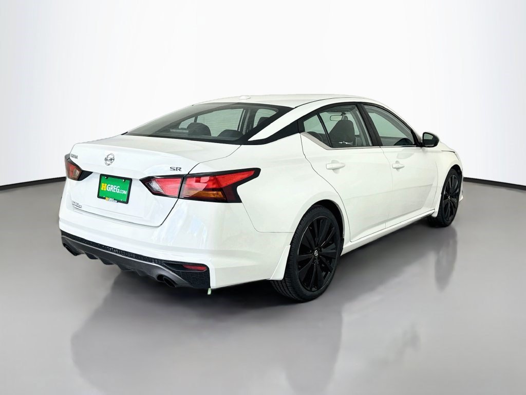 Used 2019 Nissan Altima 2.5 SR FWD image 10