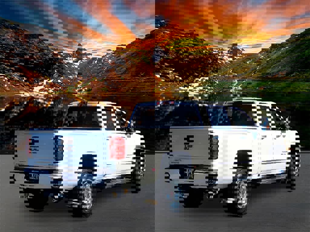 Used 2016 GMC Sierra 3500 Denali w/ Duramax Plus Package image 6