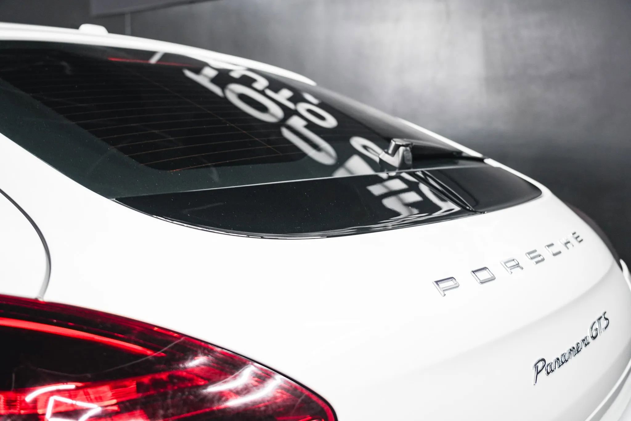 Used 2015 Porsche Panamera GTS w/ Premium Package Plus image 34