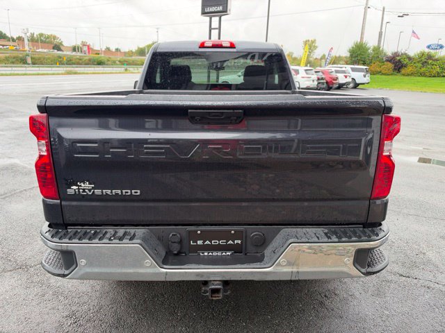 Used 2023 Chevrolet Silverado 1500 W/T w/ WT Value Package AWD/4WD image 4