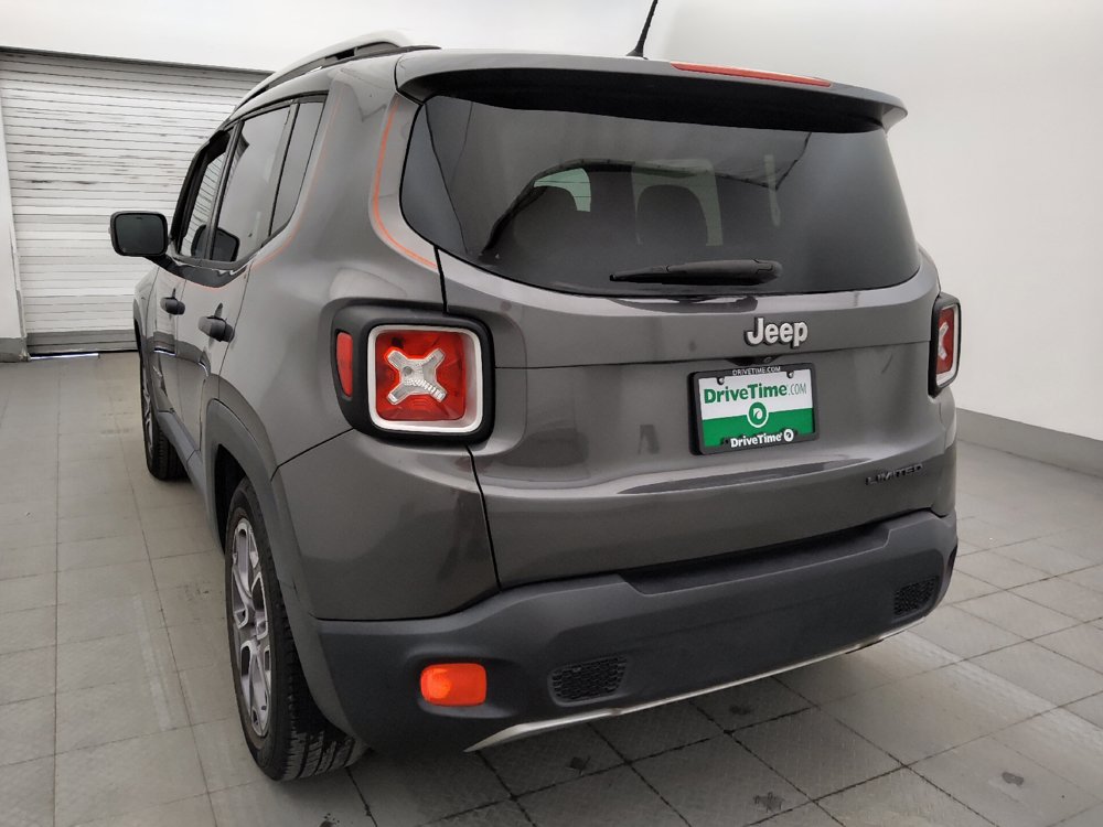 Used 2017 Jeep Renegade Limited FWD image 5