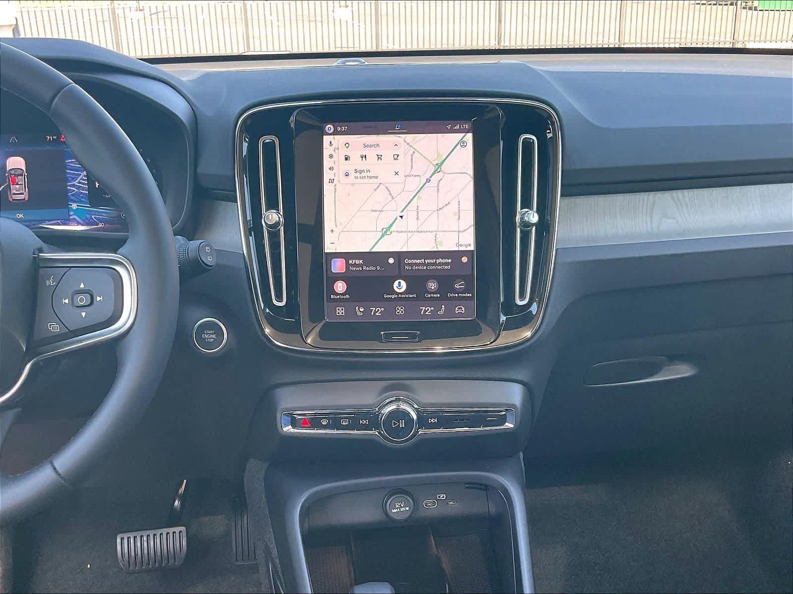 New 2026 Volvo XC40 B5 Core w/ Climate Package AWD/4WD image 9