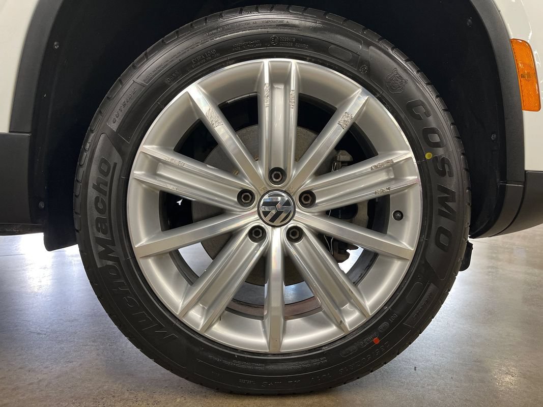 Used 2014 Volkswagen Tiguan SE AWD/4WD image 28