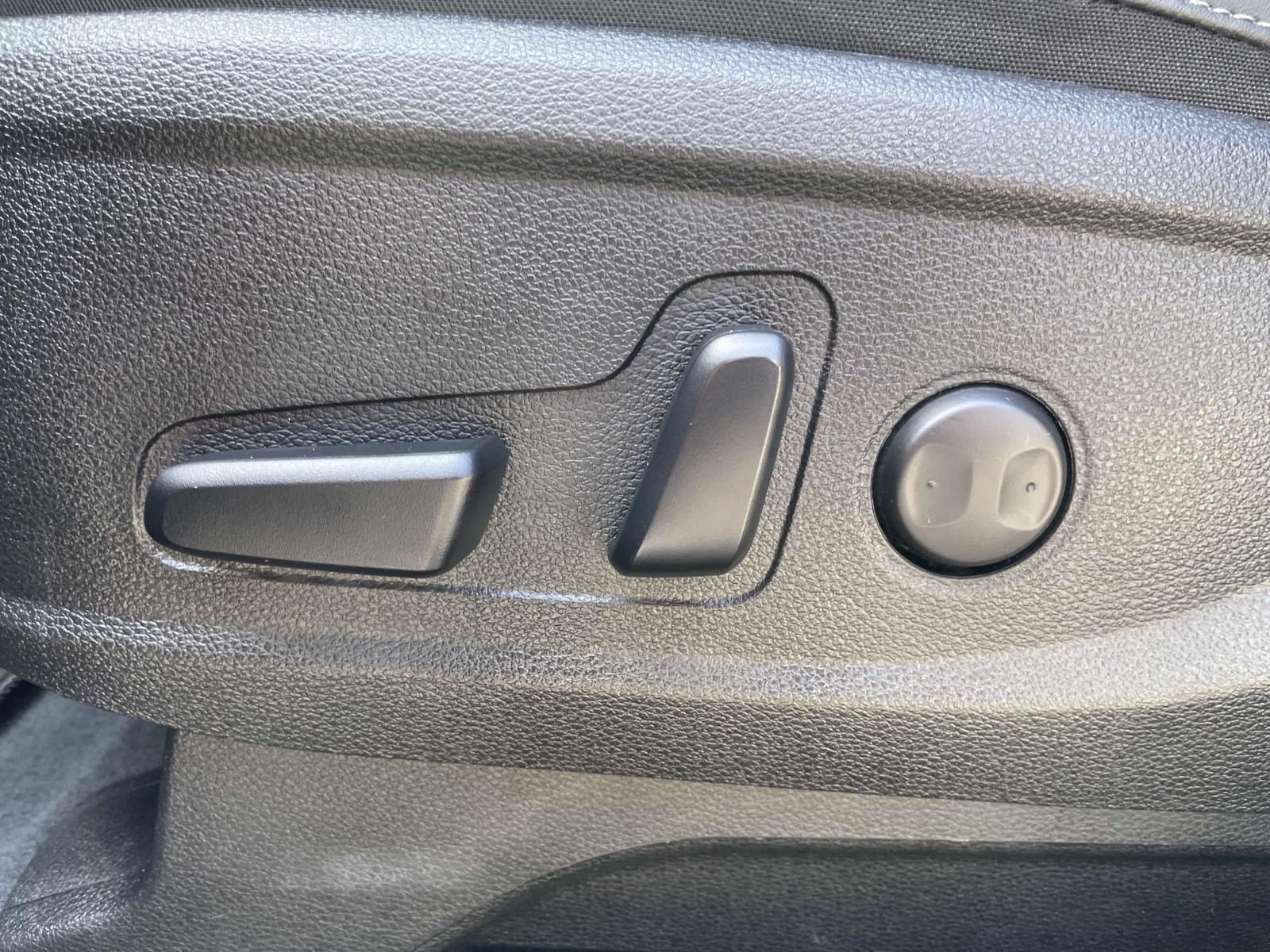Used 2022 Kia Telluride S AWD/4WD image 16