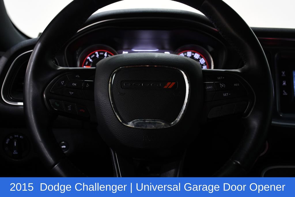 Used 2015 Dodge Challenger SXT w/ Driver Convenience Group image 10
